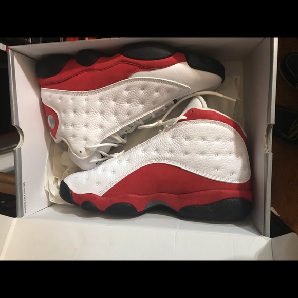 Cherry Chicago Jordan xiii 13 sz 10 - Picture 1 of 5
